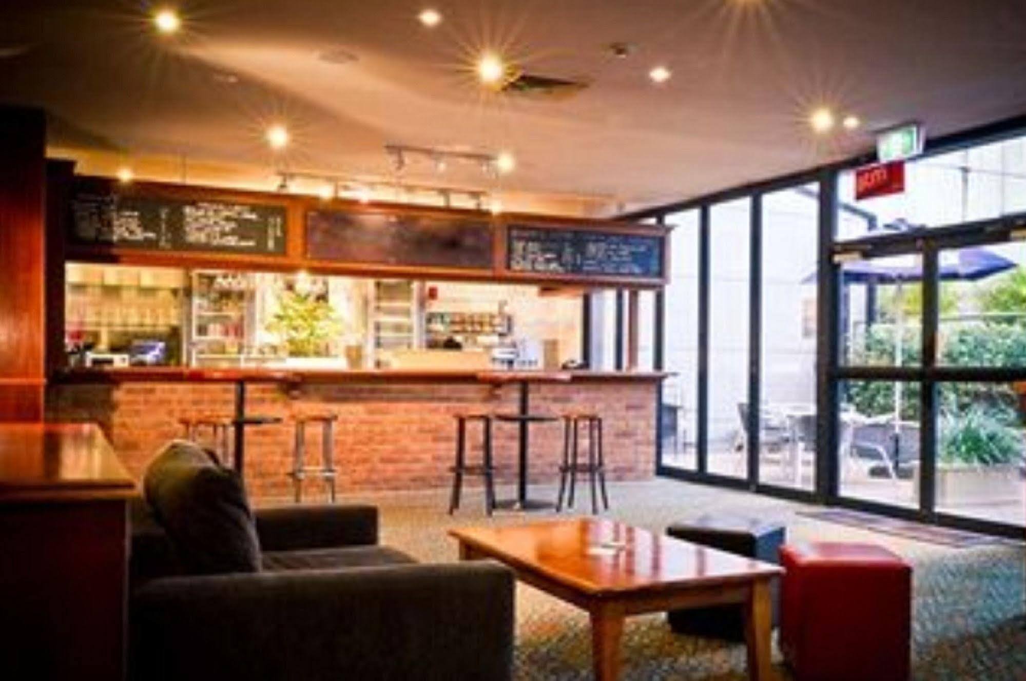 Cbd Hotel Newcastle Exterior photo
